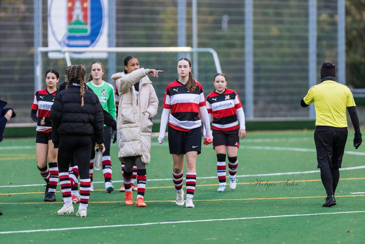 Bild 275 - wBJ VfL Pinneberg - Altona 93 : Ergebnis: 8:0